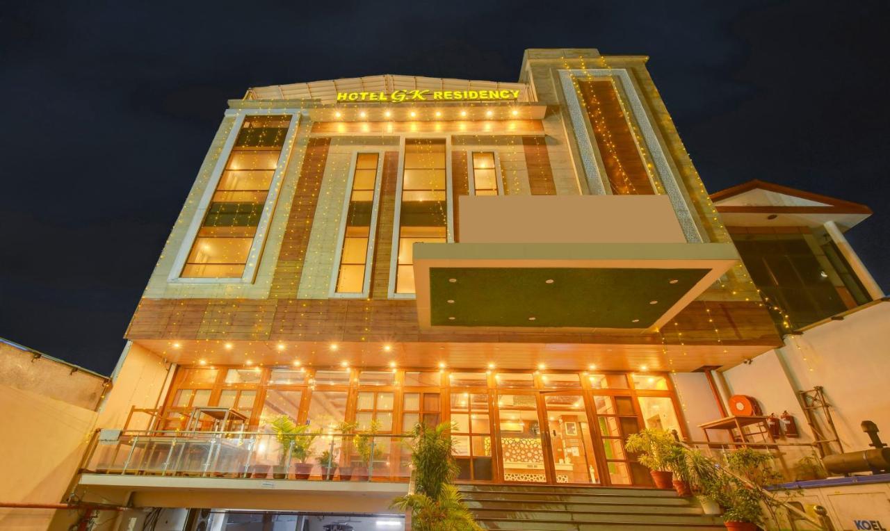 Treebo G K Residency Near Dehradun Railway Station Hotel Ngoại thất bức ảnh