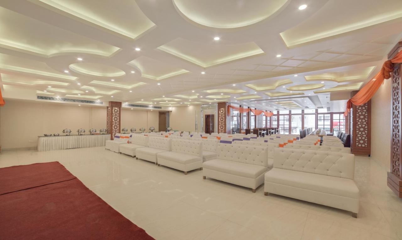 Treebo G K Residency Near Dehradun Railway Station Hotel Ngoại thất bức ảnh
