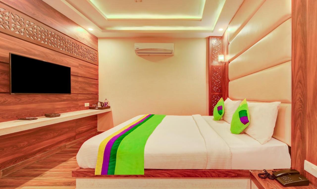 Treebo G K Residency Near Dehradun Railway Station Hotel Ngoại thất bức ảnh