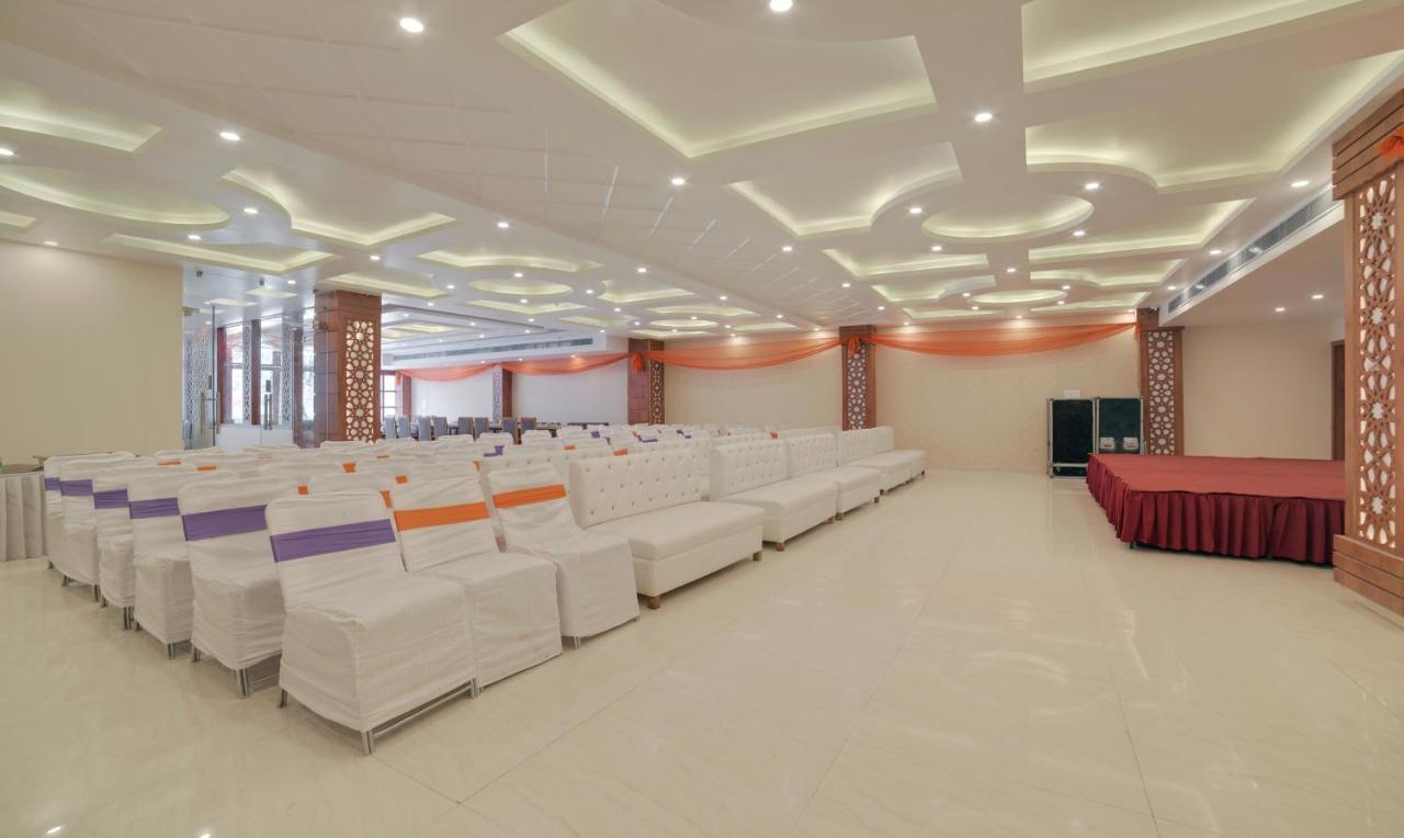 Treebo G K Residency Near Dehradun Railway Station Hotel Ngoại thất bức ảnh